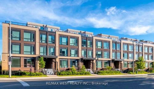 310-639 Lawrence Ave W, Toronto, ON, M6A1A9 | Card Image