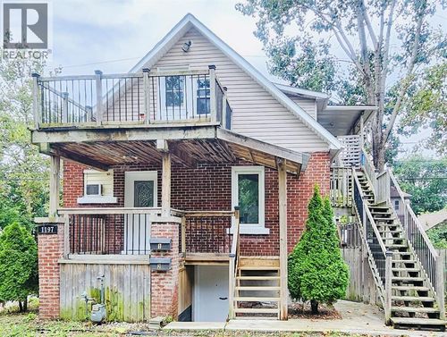 1197 Albert Rd, Windsor, ON, N8Y3P5 | Card Image