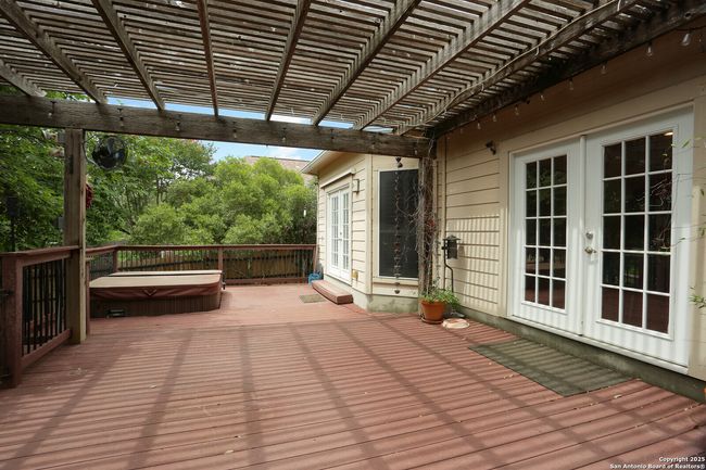 14307 Windy Crk, House other with 4 bedrooms, 4 bathrooms and null parking in Helotes TX | Image 31