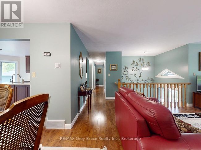 240060 Wilcox Side Rd, House other with 4 bedrooms, 2 bathrooms and 10 parking in Shallow Lake ON | Image 10