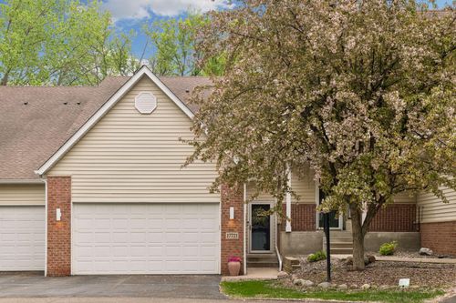 17721 Southridge Ct, Minnetonka, MN, 55345-2458 | Card Image