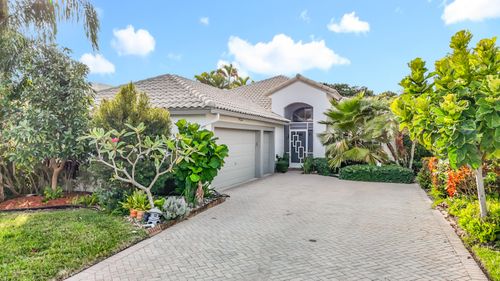11853 Fountainside Cir, Boynton Beach, FL, 33437-4925 | Card Image