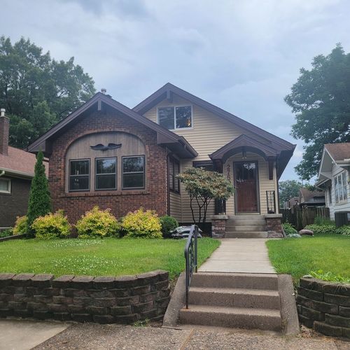 2750 14th Ave, Moline, IL, 61265-3238 | Card Image