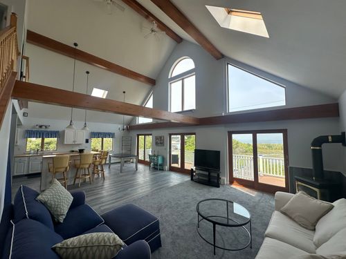 204 Nubble Rd, York, ME, 03909-6862 | Card Image