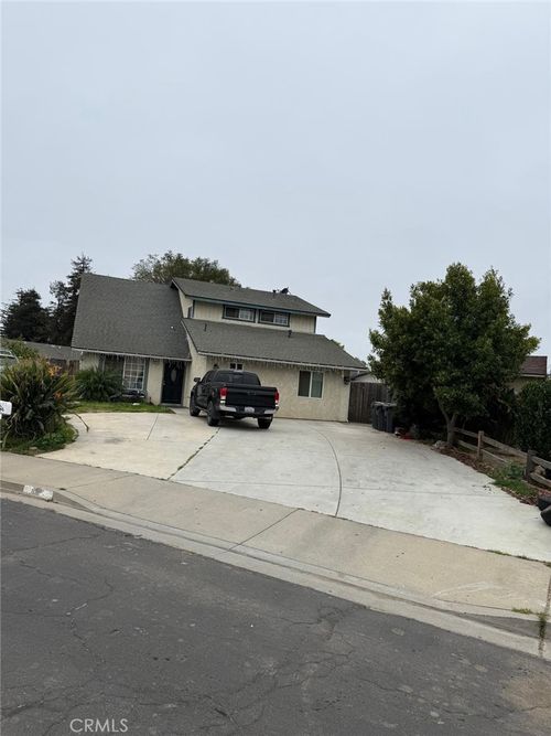1217 Jessie Ct, Santa Maria, CA, 93454-2559 | Card Image