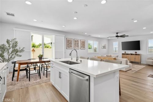 23809 Solaris Ct, Corona, CA, 92883-1686 | Card Image