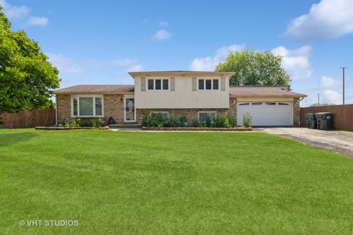 8300 S 79th Ct, Justice, IL, 60458-2322 | Card Image