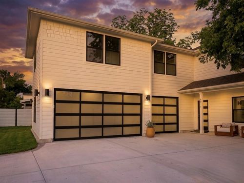 8012 Gault St, Austin, TX, 78757-8413 | Card Image
