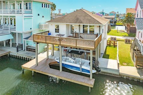 16704 Kingston Way, Jamaica Beach, TX, 77554 | Card Image