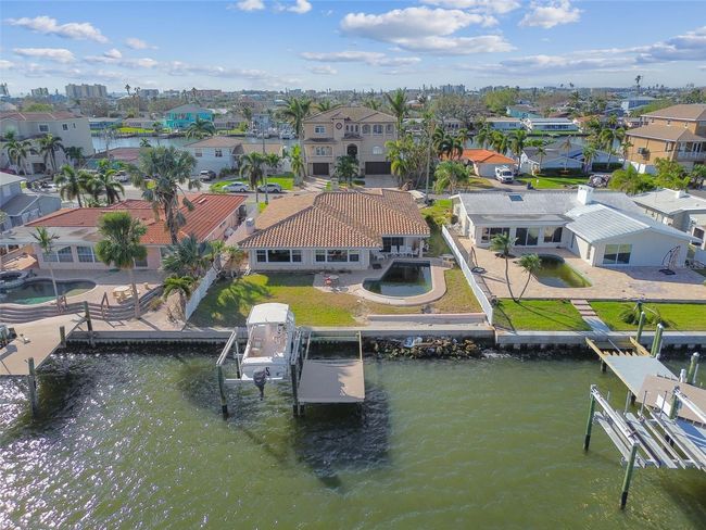 529 Johns Pass Ave, House other with 4 bedrooms, 2 bathrooms and null parking in MADEIRA BEACH FL | Image 11