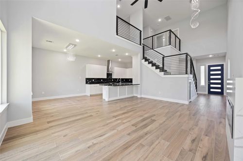 4923 Golden Forest Dr, Houston, TX, 77091-5119 | Card Image