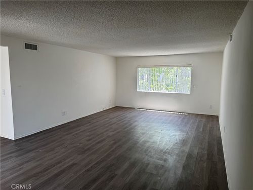 300-475 E Cypress, Redlands, CA, 92373 | Card Image