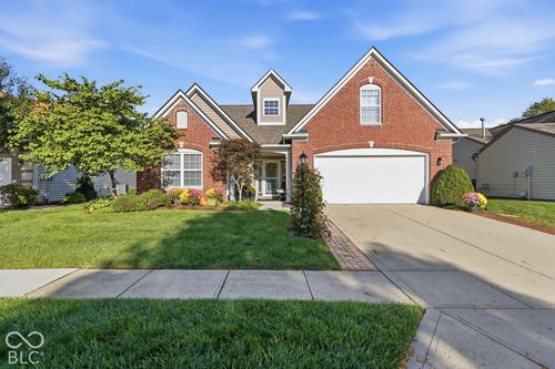 18931 Round Lake Rd, Noblesville, IN, 46060-1482 | Card Image