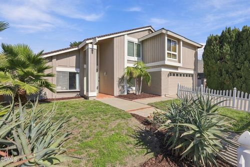 1242 Crestlake Ave, Ventura, CA, 93004-2741 | Card Image