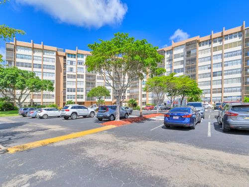 apt-l4-1000 Saint Charles Pl, Pembroke Pines, FL, 33026-3354 | Card Image