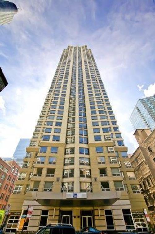 1111-440 N Wabash Ave, Chicago, IL, 60611-7628 | Card Image