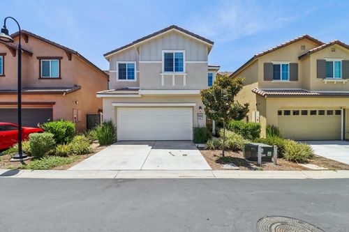 5462 Starlight Pl, Bonsall, CA, 92003-3737 | Card Image