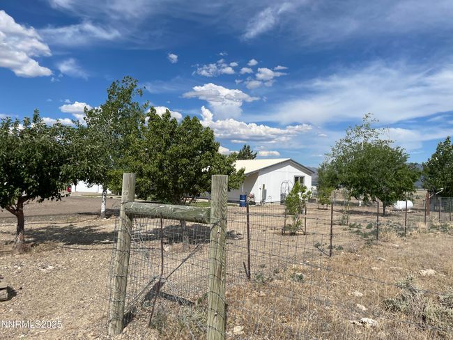 8770 Ring Rd, House other with 3 bedrooms, 2 bathrooms and 2 parking in Battle Mountain NV | Image 4