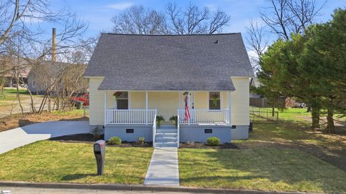 10 Bobo St, Greer, SC, 29650-2151 | Card Image