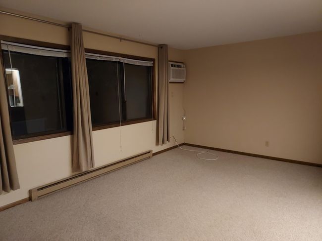 Living Room | Image 7