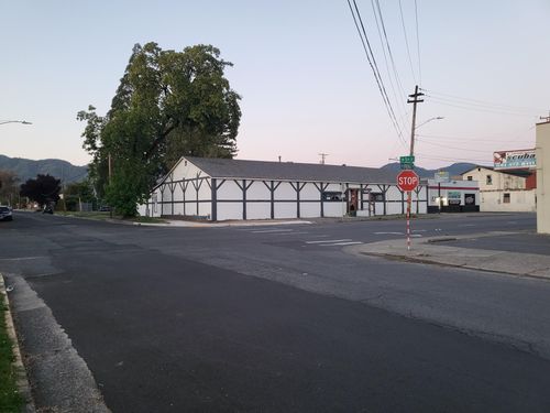 120 Sw M St, Grants Pass, OR, 97526-2916 | Card Image