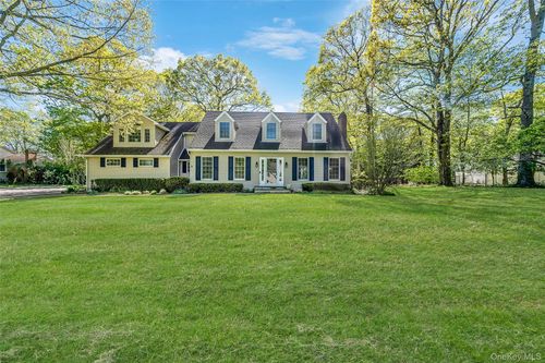 4 Carol Ct, Mount Sinai, NY, 11766-1927 | Card Image