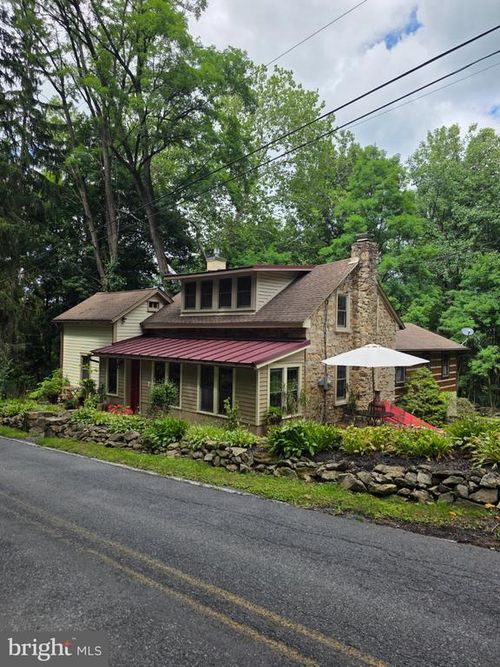 45 Wetzel Rd, Macungie, PA, 18062-2023 | Card Image