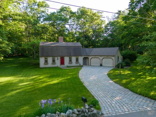 2 Old Forge Rd, Hampstead, NH, 03841-2054 | Card Image