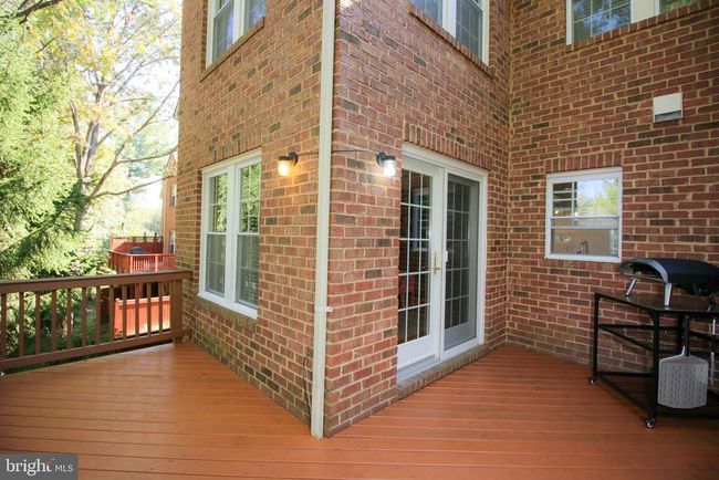 1392 Park Garden Ln, Townhouse with 3 bedrooms, 4 bathrooms and null parking in RESTON VA | Image 17