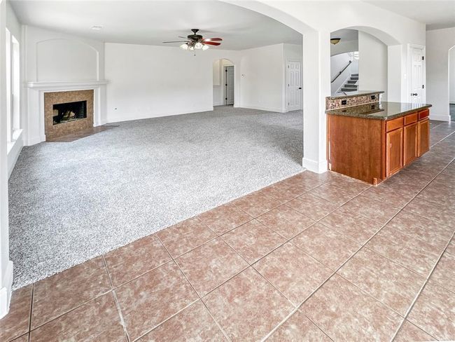 Eat in kitchen area | Image 8