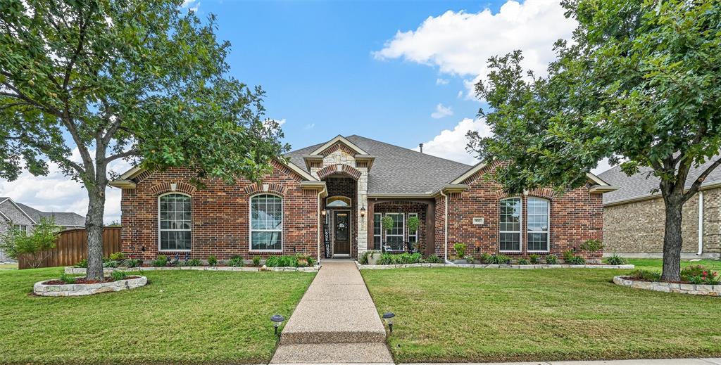 Danbury Dr, Desoto, TX 75115