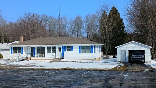3816 W Fountain Rd, Ludington, MI, 49431-9519 | Card Image