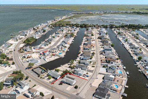 258 Bay Shore Dr, Barnegat, NJ, 08005-2624 | Card Image