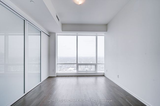 6108 - 1 Bloor St E, Condo with 2 bedrooms, 2 bathrooms and 1 parking in Toronto ON | Image 28