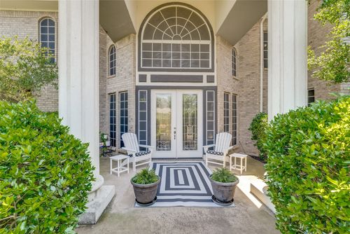 105 Sedalia Dr, Fort Worth, TX, 76108-9660 | Card Image