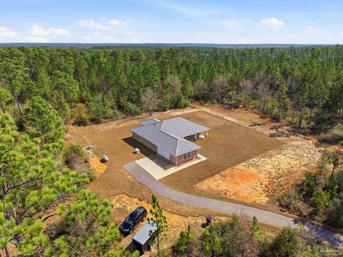 1828 Lewis Rd, Milton, FL, 32570-9836 | Card Image