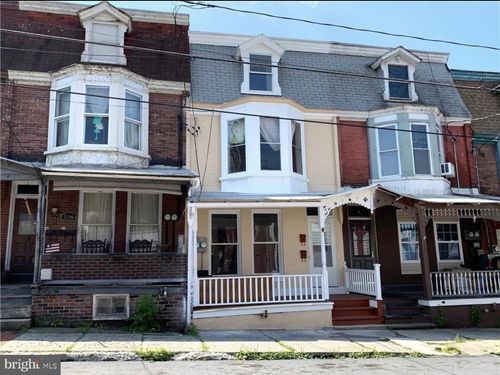 2-234 Mauch Chunk St, TAMAQUA, PA, 18252-1735 | Card Image