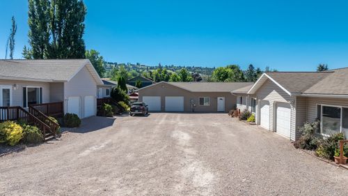 1114 Hillcrest Dr, Polson, MT, 59860-3305 | Card Image
