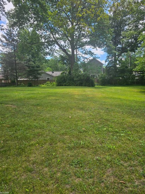 2995 Sandy Oaks Ln, Fort Gratiot, MI, 48059-2866 | Card Image