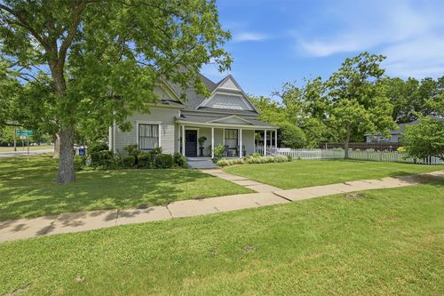 202 E Main St, Celina, TX, 75009-6322 | Card Image