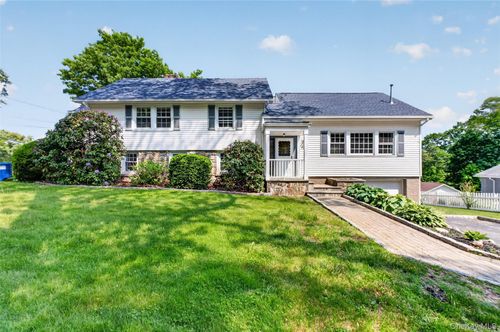 50 Ellen Ave, Mahopac, NY, 10541-4717 | Card Image
