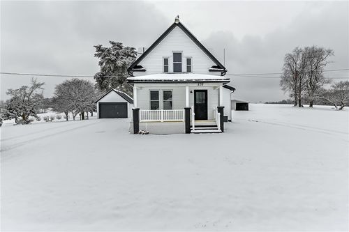 806 Harmony Baptist Rd, New Castle, PA, 16101-6628 | Card Image