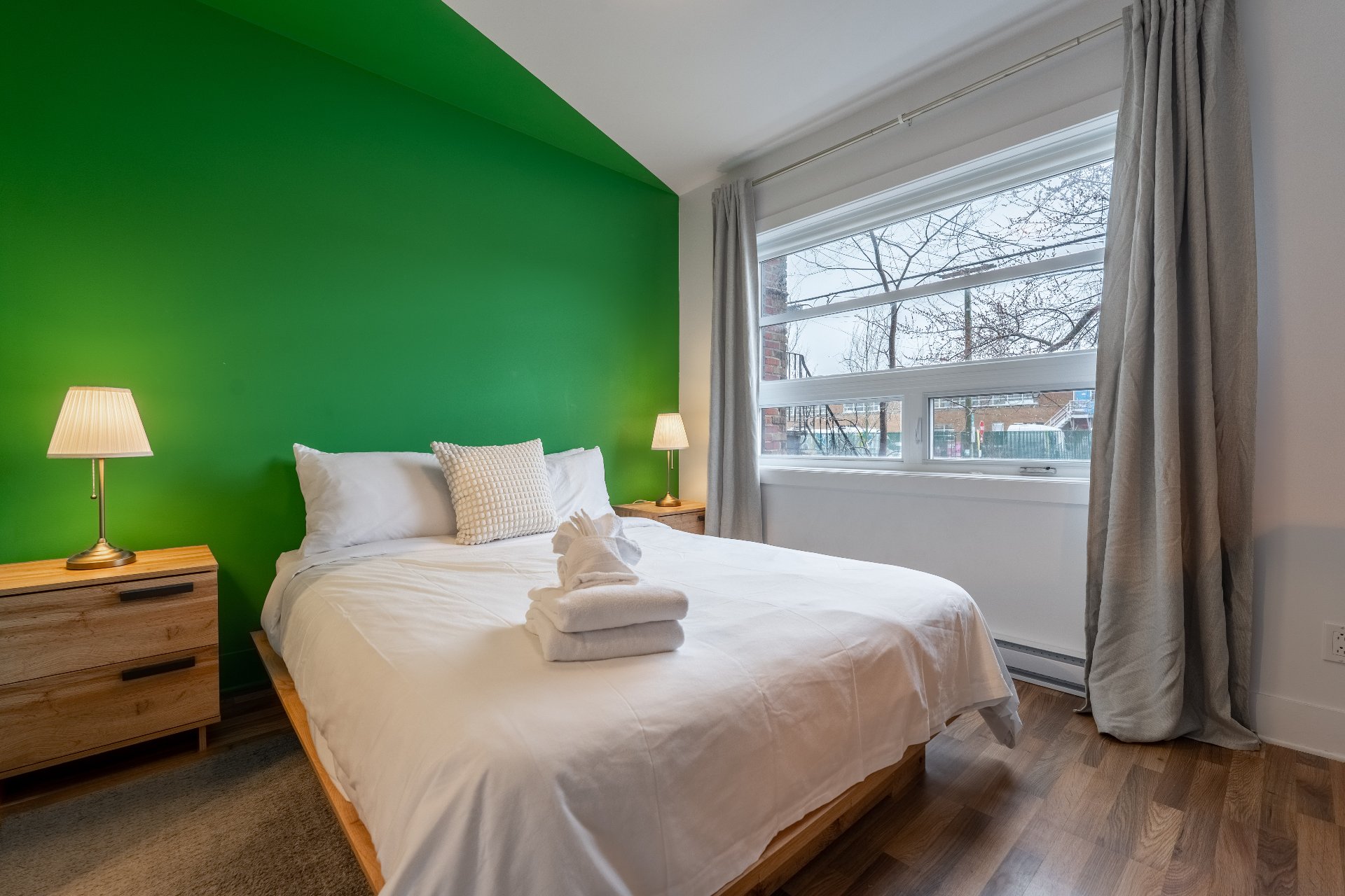 Residential Income in Montréal (Villeray/Saint-Michel/Parc-Extension)