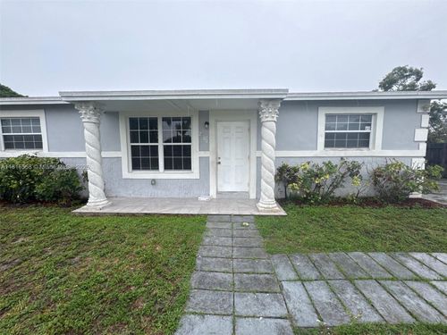 2560 Nw 206th St, Miami Gardens, FL, 33056-1590 | Card Image