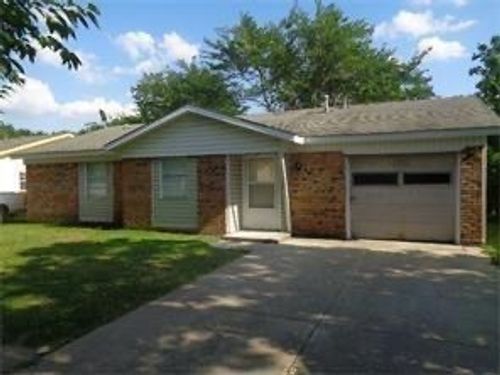 12308 Duke Dr, Balch Springs, TX, 75180-2926 | Card Image
