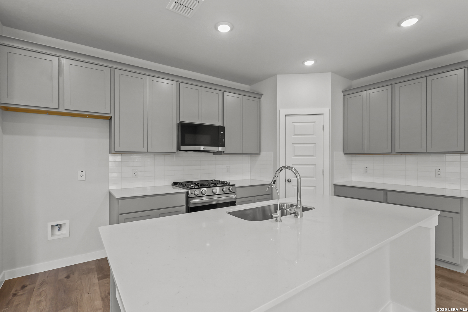 Residential in Leon Valley 4