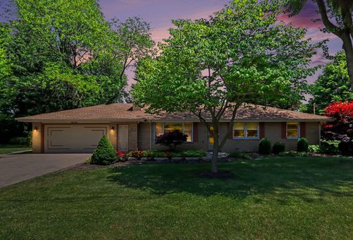 7723 Yorktown, Richland, MI, 49083-9458 | Card Image