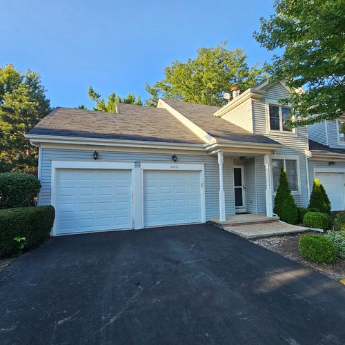 806 Derby Crse, St. Charles, IL, 60174-5706 | Card Image