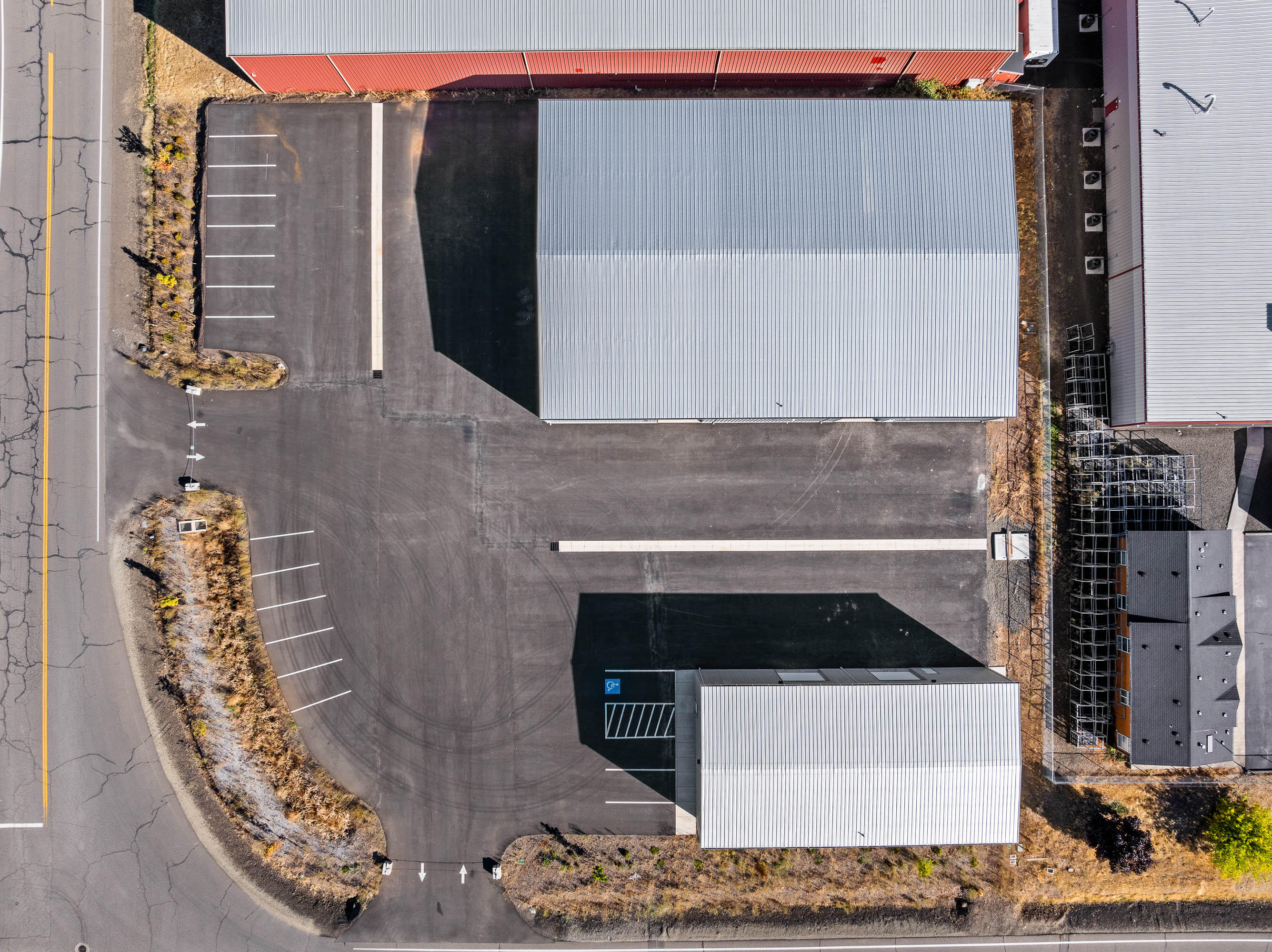 Commercial Sale in White City 4