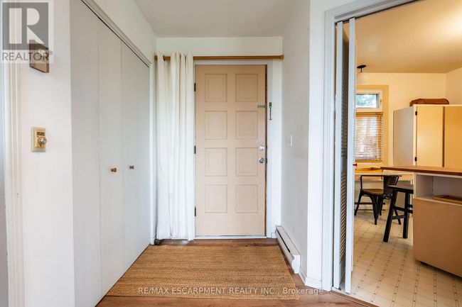 754 Concession 8 W, House other with 5 bedrooms, 2 bathrooms and 8 parking in Puslinch ON | Image 5